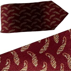 Emporio Armani Vintage Tie 57” x 3.5” Silk & Viscose Blend for a Textured Feel